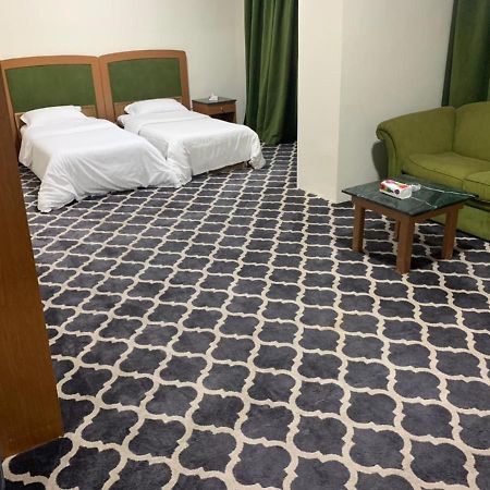Al Aziziyah Hotel And Suites Chamis Muszajt Zewnętrze zdjęcie