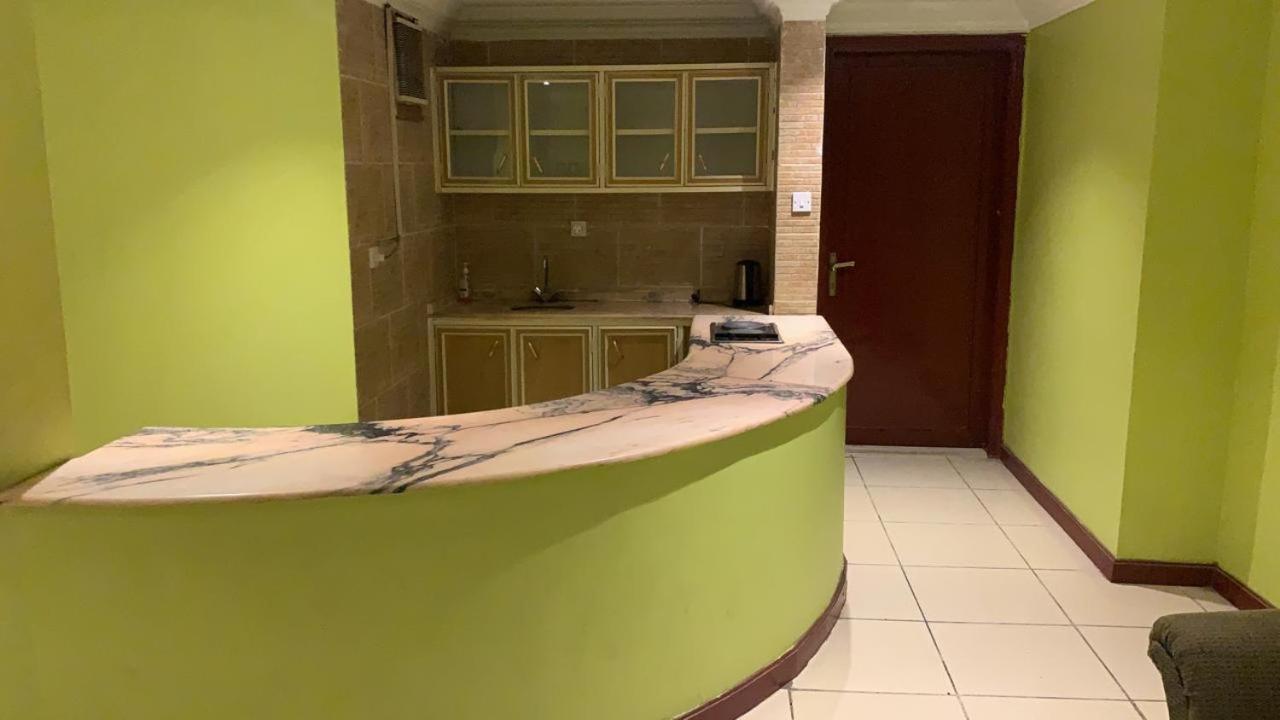Al Aziziyah Hotel And Suites Chamis Muszajt Zewnętrze zdjęcie