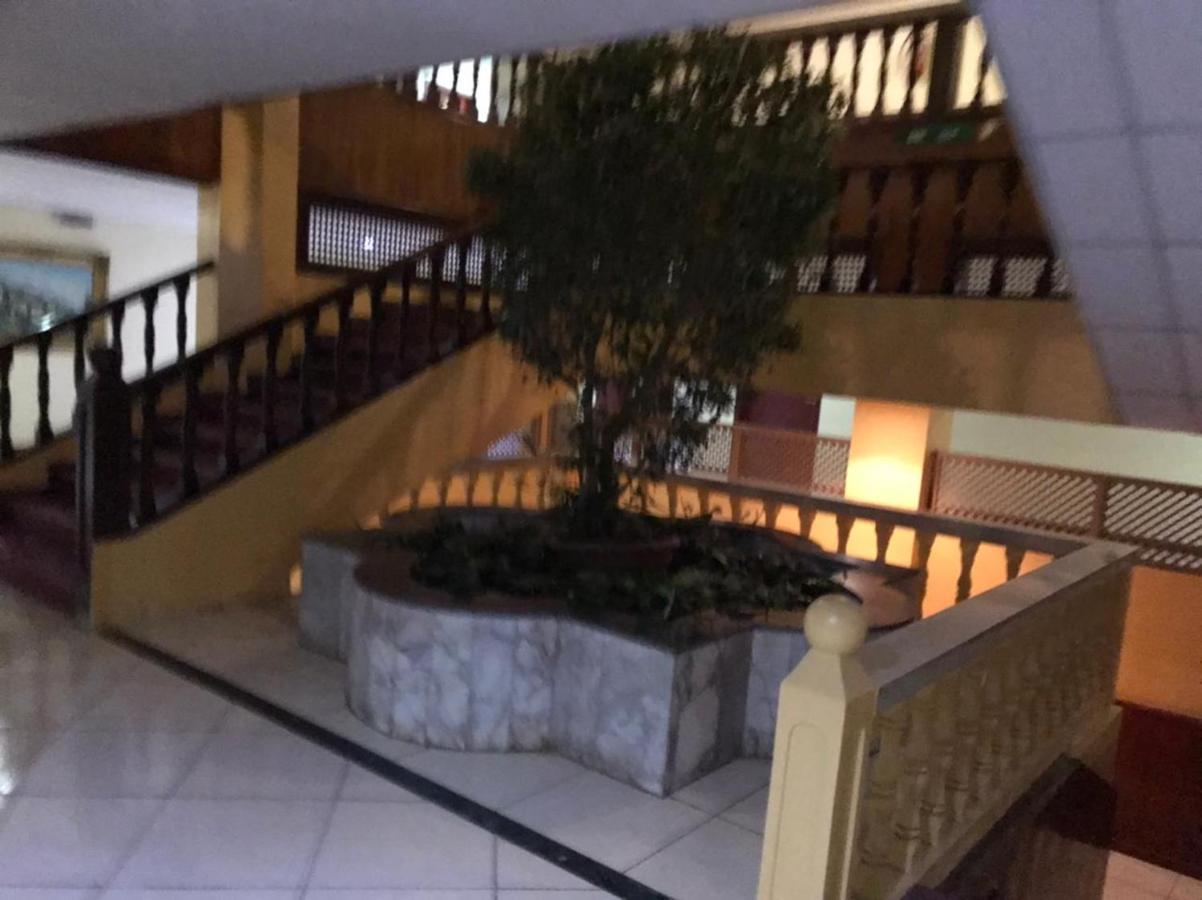 Al Aziziyah Hotel And Suites Chamis Muszajt Zewnętrze zdjęcie
