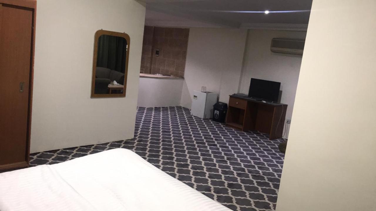 Al Aziziyah Hotel And Suites Chamis Muszajt Zewnętrze zdjęcie