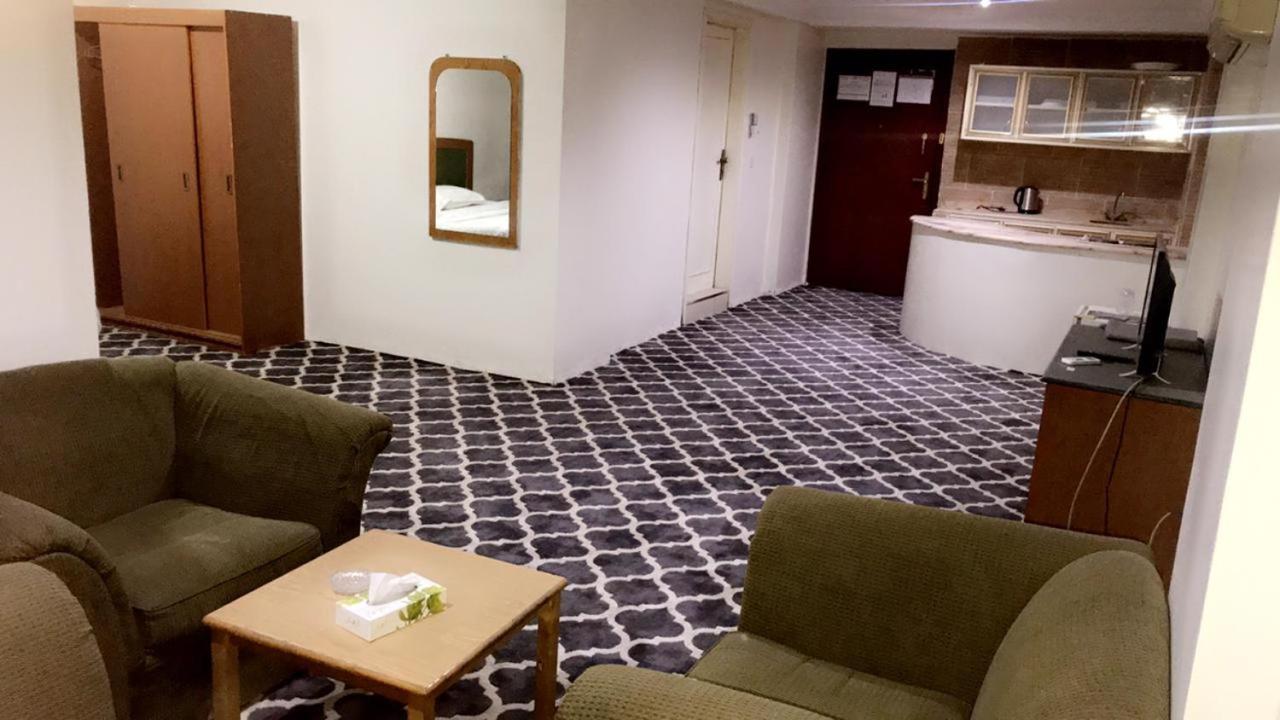 Al Aziziyah Hotel And Suites Chamis Muszajt Zewnętrze zdjęcie