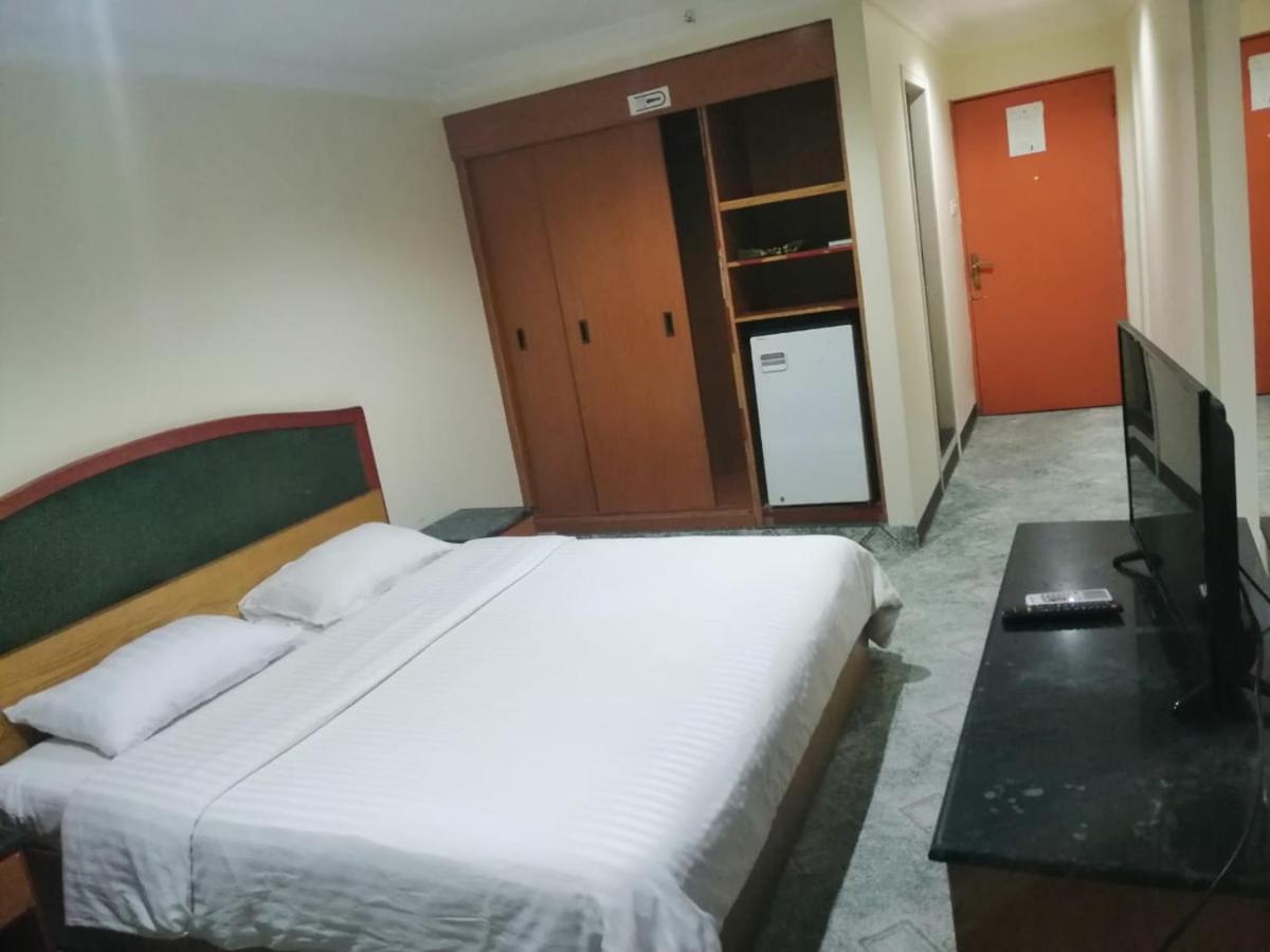 Al Aziziyah Hotel And Suites Chamis Muszajt Zewnętrze zdjęcie