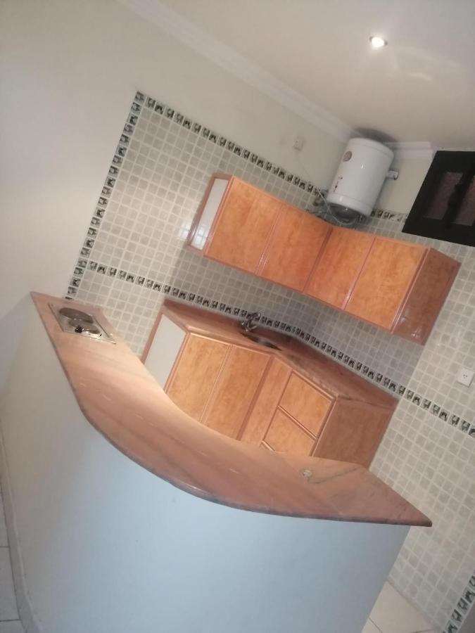 Al Aziziyah Hotel And Suites Chamis Muszajt Zewnętrze zdjęcie